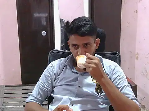 Snapshot of krishjaat43 chatting on 19, 4, 2026 krishjaat43 online show from 19, 4, 2026