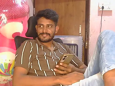 Snapshot of krishjaat43 chatting on 23, 4, 2026 krishjaat43 online show from 23, 4, 2026