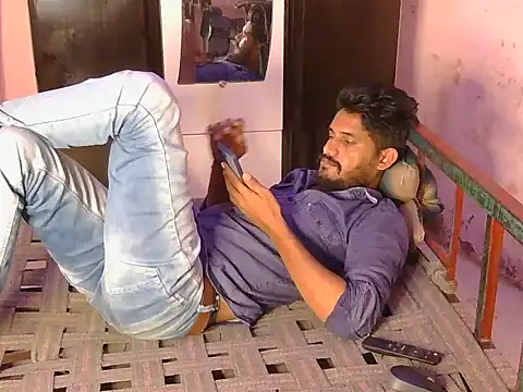 Snapshot of krishjaat43 chatting on 27, 5, 2026 krishjaat43 online show from 27, 5, 2026