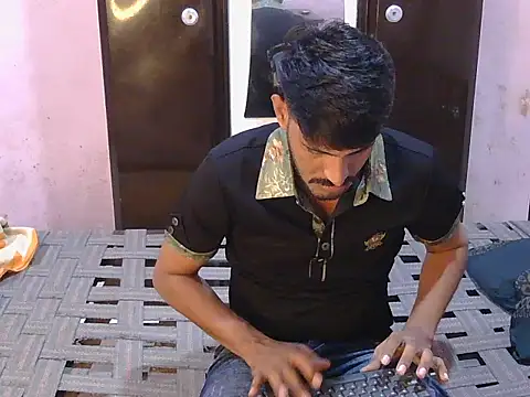 Snapshot of krishjaat43 chatting on 24, 6, 2026 krishjaat43 online show from 24, 6, 2026