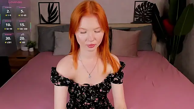 Snapshot of Anna_Patterson chatting on 7, 10, 2025 Anna Patterson online show from 7, 10, 2025