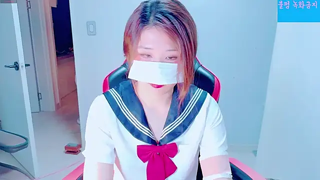 Snapshot of hyeony_s96 chatting on 30, 9, 2025 hyeony s96 online show from 30, 9, 2025