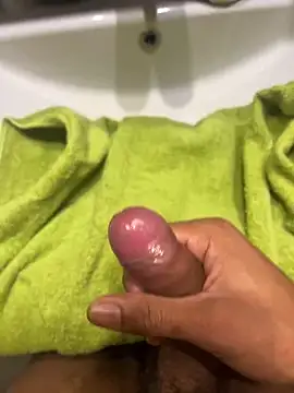 Snapshot of youyou933 chatting on 23, 11, 2025 youyou933 online show from 23, 11, 2025