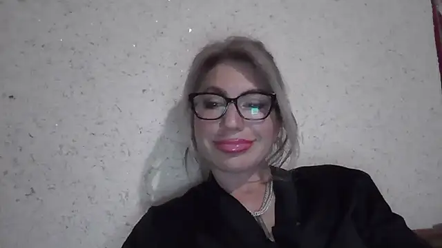 fox red lady7 online show from 25, 3, 2026