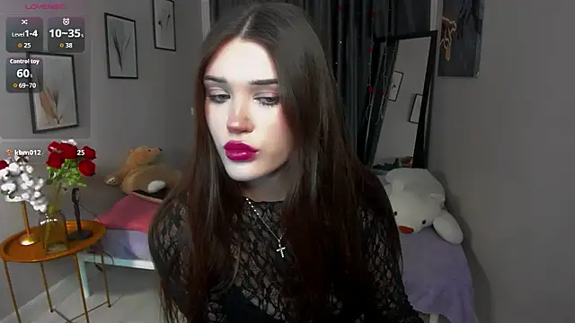 MollyBaby online show from 12, 4, 2026