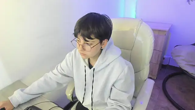 Nathaly ds online show from 28, 11, 2025