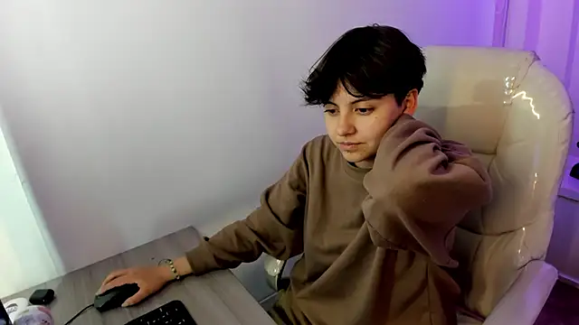 Nathaly ds online show from 5, 2, 2026