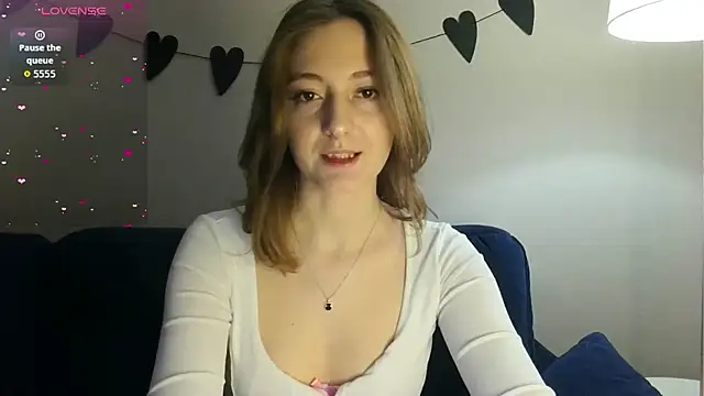 white liillyy online show from 14, 2, 2026