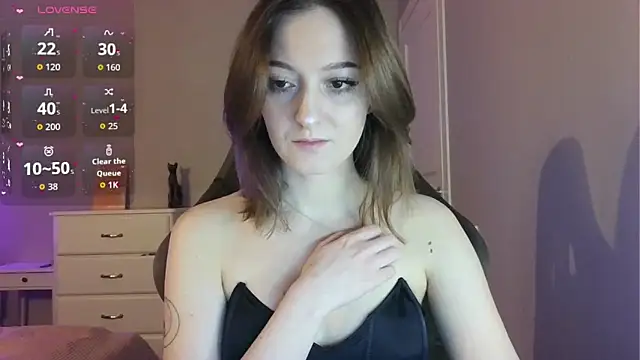 Snapshot of white_liillyy chatting on 21, 4, 2026 white liillyy online show from 21, 4, 2026