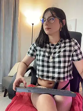 Snapshot of Mia_HarperX_ chatting on 17, 10, 2025 Mia HarperX  online show from 17, 10, 2025