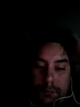 Snapshot of Lukitassss1993 chatting on 18, 10, 2025 Lukitassss1993 online show from 18, 10, 2025