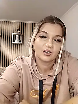 Mayaaaaaa  online show from 6, 11, 2025