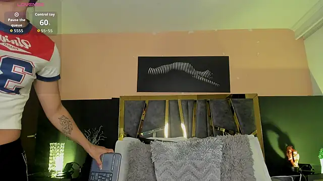 ScarletTorres online show from 6, 2, 2026