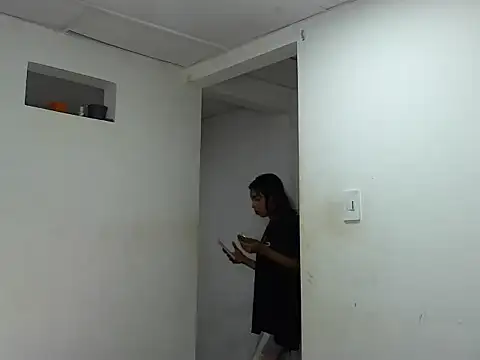 MeganAndMaxxh online show from 4, 10, 2025