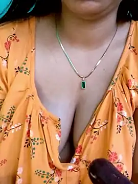 yoursexy rumi online show from 9, 1, 2026