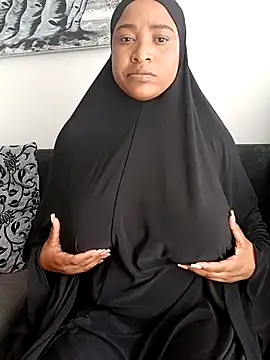 Sweetbxxx24 online show from 25, 2, 2026