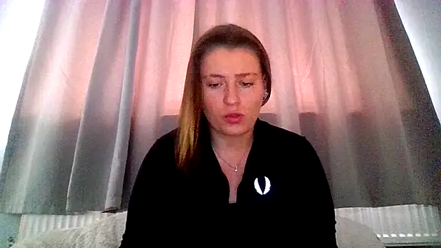 Snapshot of RUBY-ROSE-SWINGS chatting on 11, 11, 2025 RUBY-ROSE-SWINGS online show from 11, 11, 2025