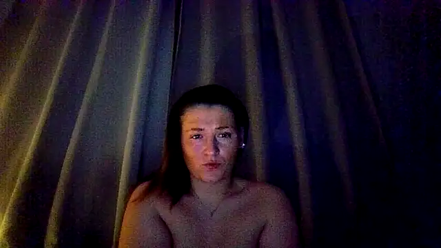 Snapshot of RUBY-ROSE-SWINGS chatting on 22, 11, 2025 RUBY-ROSE-SWINGS online show from 22, 11, 2025