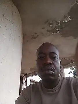 Snapshot of WaiterZim chatting on 17, 5, 2026 WaiterZim online show from 17, 5, 2026