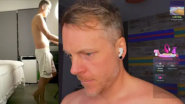 Snapshot of lukas_24 chatting on 27, 9, 2025 lukas 24 online show from 27, 9, 2025