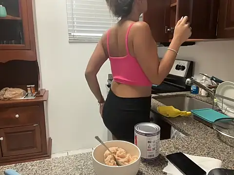 Snapshot of prettyykitty22 chatting on 17, 9, 2025 prettyykitty22 online show from 17, 9, 2025