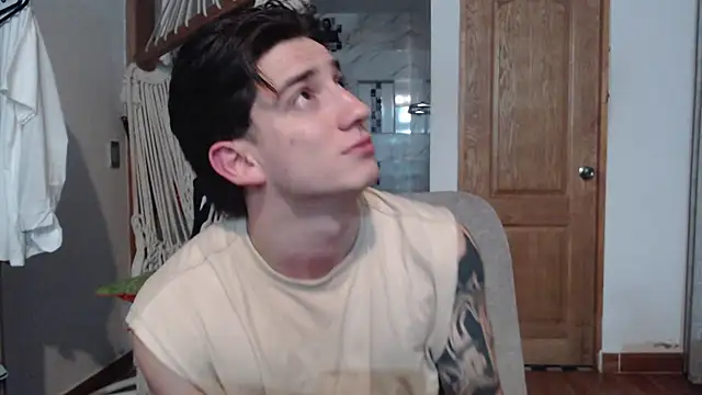 Snapshot of AteneoJr chatting on 13, 11, 2025 AteneoJr online show from 13, 11, 2025