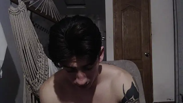 Snapshot of AteneoJr chatting on 20, 12, 2025 AteneoJr online show from 20, 12, 2025