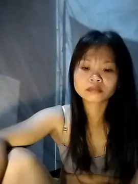 LinhNa999 online show from 4, 10, 2025