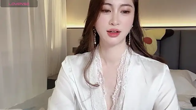 wuyueaini online show from 4, 11, 2025