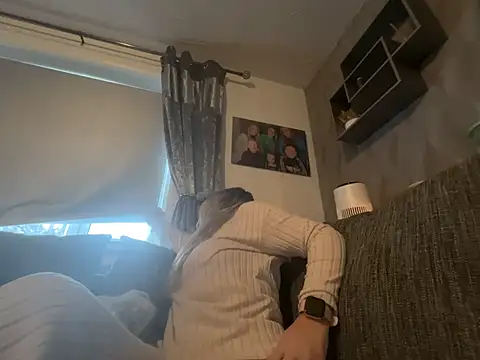 Snapshot of Anastasia-BlondeXX chatting on 19, 1, 2026 Anastasia-BlondeXX online show from 19, 1, 2026