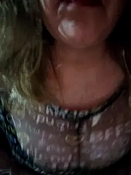 Snapshot of XimenaSmith chatting on 3, 11, 2025 XimenaSmith online show from 3, 11, 2025