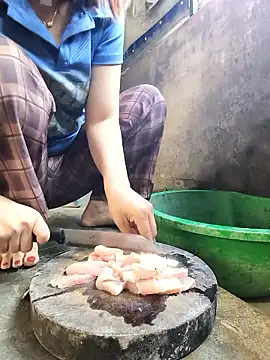 Snapshot of Dolly282 chatting on 18, 1, 2026 Dolly282 online show from 18, 1, 2026