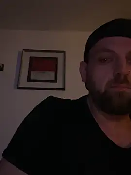 Snapshot of madmiki chatting on 12, 11, 2025 madmiki online show from 12, 11, 2025