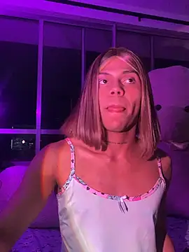 Snapshot of Flora_Minx chatting on 7, 2, 2026 Flora Minx online show from 7, 2, 2026