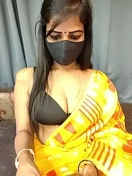 Snapshot of Misss-julli chatting on 28, 2, 2026 Misss-julli online show from 28, 2, 2026