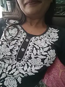 Snapshot of Vaani_Actress chatting on 24, 5, 2026 Vaani Actress online show from 24, 5, 2026