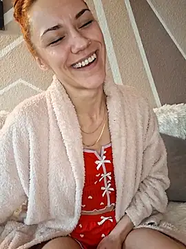 SlimBellaa online show from 16, 2, 2026