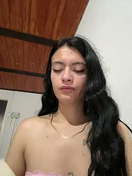Snapshot of LiaCollings chatting on 6, 3, 2026 LiaCollings online show from 6, 3, 2026