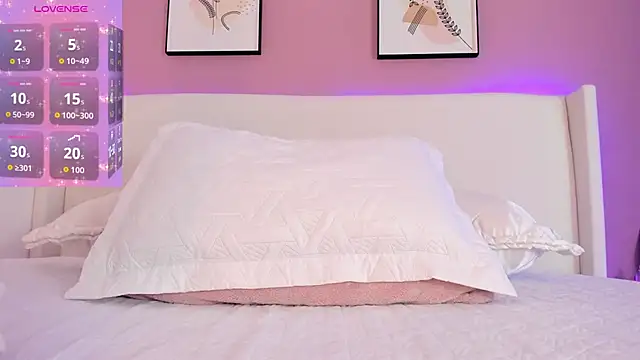  Saandy online show from 8, 11, 2025