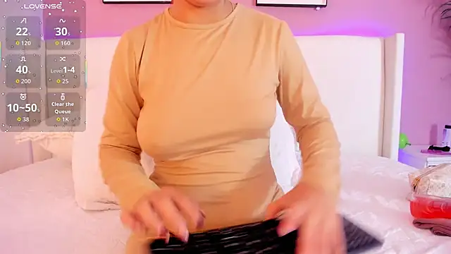  Saandy online show from 6, 4, 2026