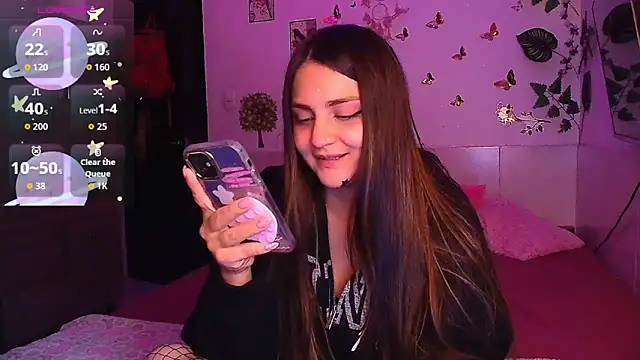 Snapshot of emily_cooper_t chatting on 29, 5, 2026 emily cooper t online show from 29, 5, 2026