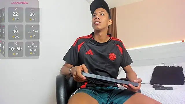 Brunette  boy online show from 10, 9, 2025