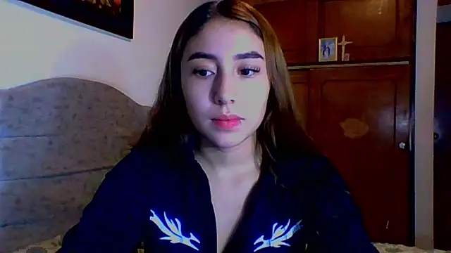 Snapshot of SweetMaddiee_ chatting on 24, 10, 2025 SweetMaddiee  online show from 24, 10, 2025