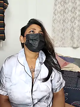 Hot-Sexy-Riya online show from 2, 3, 2026