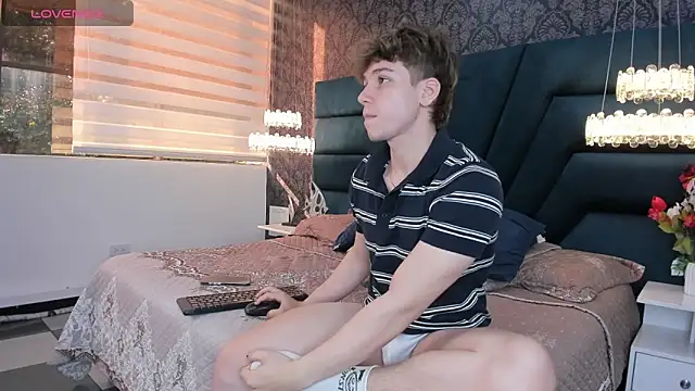 TaylerWhite online show from 28, 2, 2026