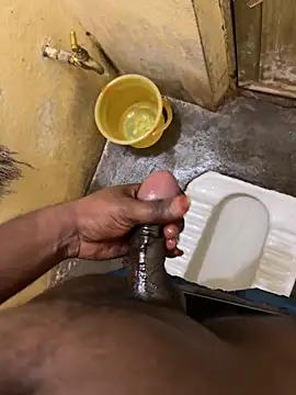 Snapshot of mrsaihotguy chatting on 17, 10, 2025 mrsaihotguy online show from 17, 10, 2025