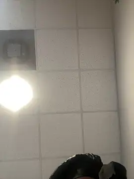 Snapshot of honestlychina chatting on 20, 2, 2026 honestlychina online show from 20, 2, 2026