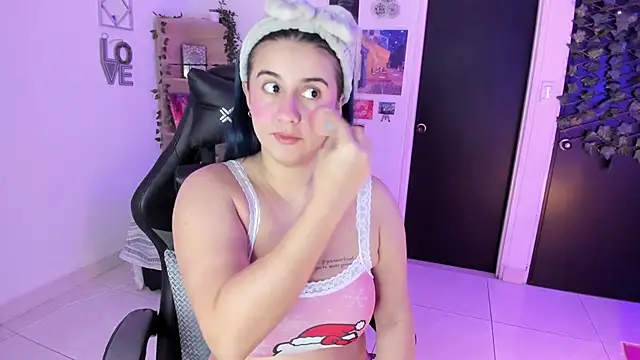 Lana Herondale online show from 5, 12, 2025