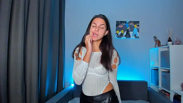 Snapshot of Guilana_baby chatting on 18, 9, 2025 Guilana baby online show from 18, 9, 2025