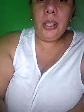 Snapshot of luzdanna chatting on 25, 4, 2026 luzdanna online show from 25, 4, 2026